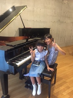 piano1.jpg